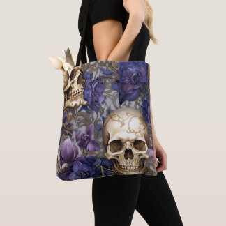 Bolso De Tela Calaveras y Rosas Moradas – Arte Gótico Elegante
