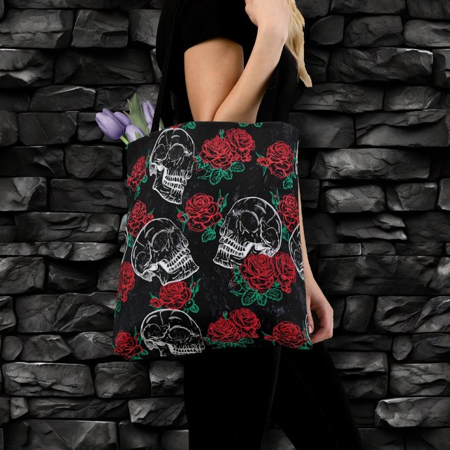 Bolso De Tela Calaveras y rosas rojas | Gótico moderno Glam Grun (Subido por el creador)