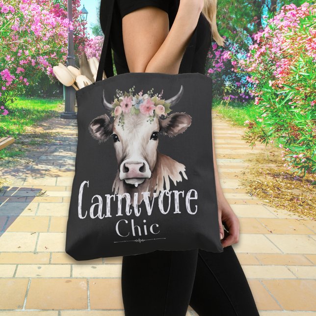 Bolso De Tela Carnivore Moda Cute Pastel Vaca Floral (Embrace your wild side with Carnivore Chic tote, featuring a bovine beauty crowned in florals.)