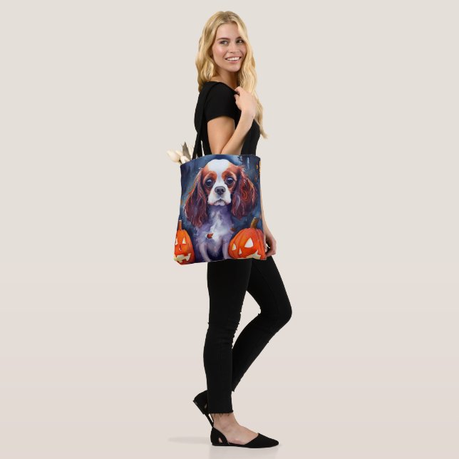 Bolso De Tela Cavalier de Halloween King Charles Spaniel (Puesto)