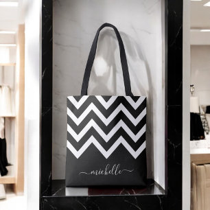 Bolso De Tela Chevrras blancas y negras con monograma