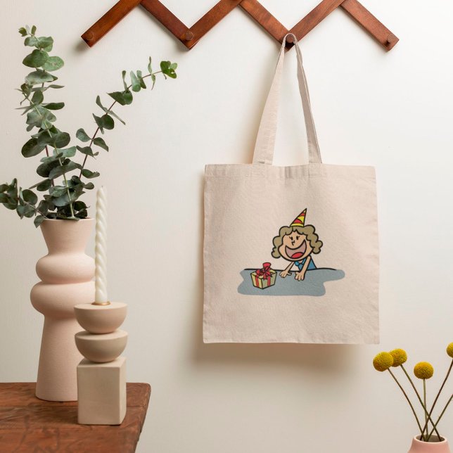 Bolso De Tela Chica De Cumpleaños Con Un Regalo (Subido por el creador)