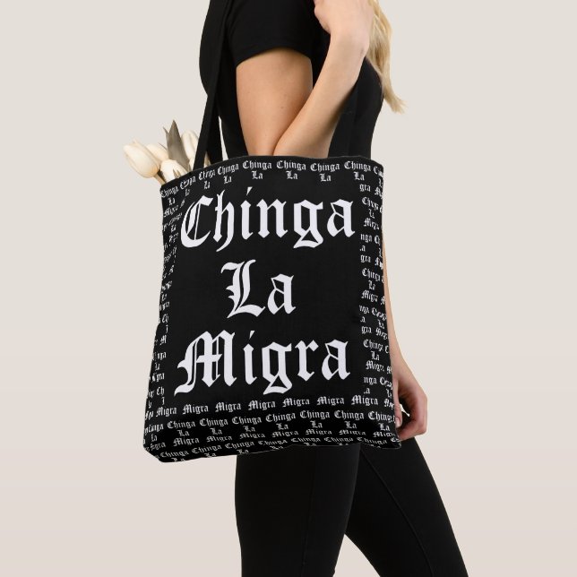 Bolso De Tela Chinga LA Migra (Detalle)