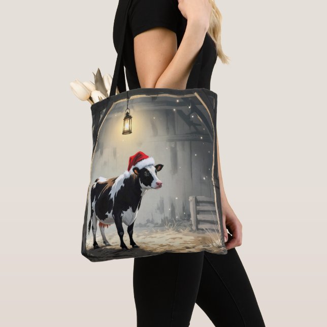 Bolso De Tela Christmas Hereford Cow In Barn Doorway (Detalle)