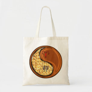 Bolso De Tela Conejo de Aries y Madera.