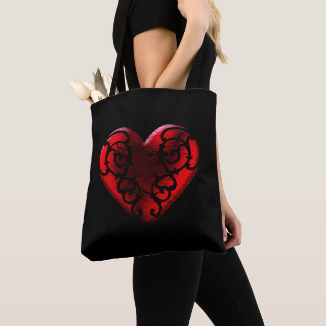 Bolso De Tela Corazón Rojo Filigrana Gótica (Detalle)