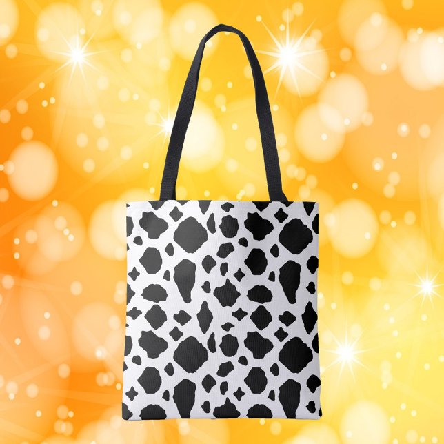 Bolso De Tela Cow Pattern Black and White (A tote bag with a black and white cow pattern)