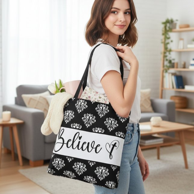 Bolso De Tela Creer escritura moderna Black White Damask Christi (Believe Modern Script Black White Damask Christian Tote Bag)