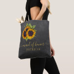 Bolso De Tela Criada o honor de boda de pizarra de girasol rústi<br><div class="desc">Rústica y elegante boda elegante, elegante dama de honor, o una florida bolsa de tote chica en una pizarra de carbón de color gris oscuro con hermosas flores de oro amarillo girasol. Personalízalo con el nombre del miembro de la novia del equipo en la parte delantera y con los nombres,...</div>