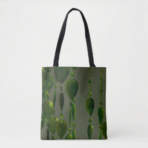 Bolso De Tela Cristales verdes en un tote
