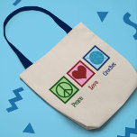 Bolso De Tela Crochet de amor por la paz lindo monograma<br><div class="desc">Peace Love Crochet: Un lindo regalo de crochet con un signo de paz,  corazón,  hilo y aguja. Navidades croqueter de bonito son un regalo para un chica al que le gusta el crocheting como hobby.</div>