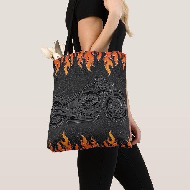 Bolso De Tela Cueros Negros Naranjas Llamas Fuego Caliente Motoc (Detalle)