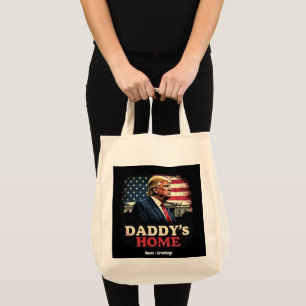Bolso De Tela Daddy’s Home 2025 Una visión patriótica y divertid