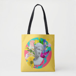 Bolso De Tela Delicado. Collage con el aislamiento de la estatua