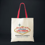 Bolso De Tela Destino de Vegas que casa el tote conmemorativo<br><div class="desc">Todos los productos del Shoppe de la boda son organizados por esquema de color,  casando mes,  y por el monograma.
















 Mientras que usted está aquí,  tome una ojeada en las otras chucherías disponibles en nuestro shoppe:</div>