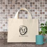 Bolso De Tela Diminuto Color del Personalizado del nombre del monograma c<br><div class="desc">Elegante y elegante bolsa de té personalizada con un monograma decorativo o inicial en su elección de colores y estilo de letra para el nombre. CAMBIOS: Cambie el color de fondo, elija un fondo gráfico de estilo o cambie el estilo de fuente del texto, el color, el tamaño y la...</div>