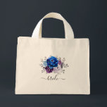 Bolso De Tela Diminuto Royal Blue Purple Navy Lilac Blooms Boda<br><div class="desc">Elegante lavanda de lila púrpura azul real con tema floral boda bolso de tote con elegante ramo de azul real, Marina, púrpura, flores de rosa de color lila y hojas de eucalipto verde salado. Comuníquese conmigo para obtener ayuda sobre la personalización o si necesita cualquier otro producto con este diseño....</div>