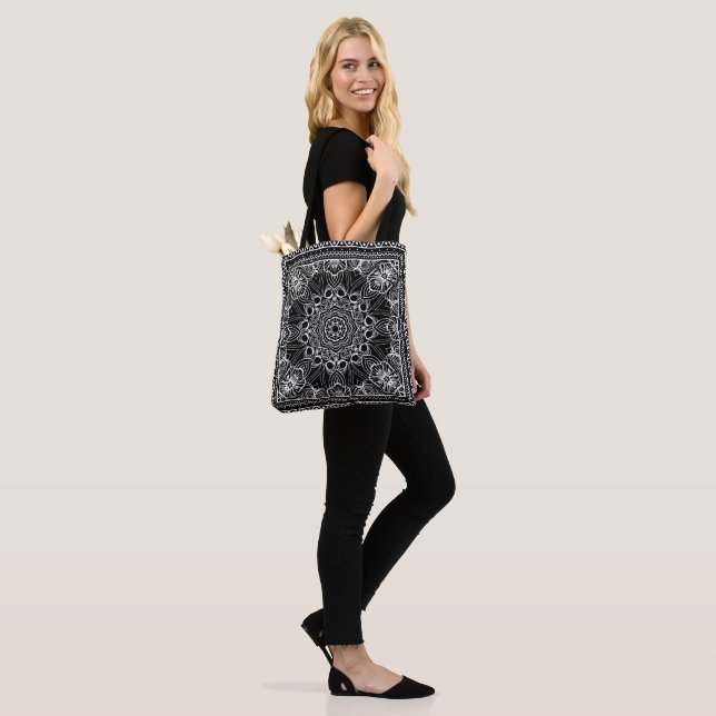 Bolso De Tela diseño de bandana blanca y negra (Puesto)