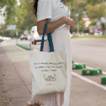 Bolso De Tela Divertida lectura veraniega | Libro de monografías<br><div class="desc">Gracioso bolso de libro monograma de cita. ¿Quién siguió con su lectura de verano? Ya sea un regalo para Navidades, un regalo de cumpleaños o incluso un pequeño regalo para ti mismo, estas bolsas son prácticas y elegantes —un combo ganador cada vez. Como cada bolsa puede ser personalizada con un...</div>