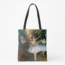 Dos bailarines en una etapa cerca desgasifican