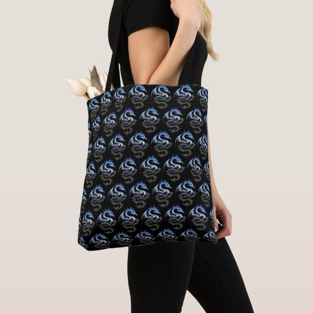 Bolso De Tela Dragón metálico plateado (Detalle)