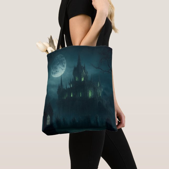 Bolso De Tela El experimento del castillo del Necromancer (Detalle)