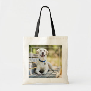 Bolso De Tela El Labrador Amarillo Está En El Banco