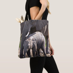 Bolso De Tela Elefante africano joven con el bebé
