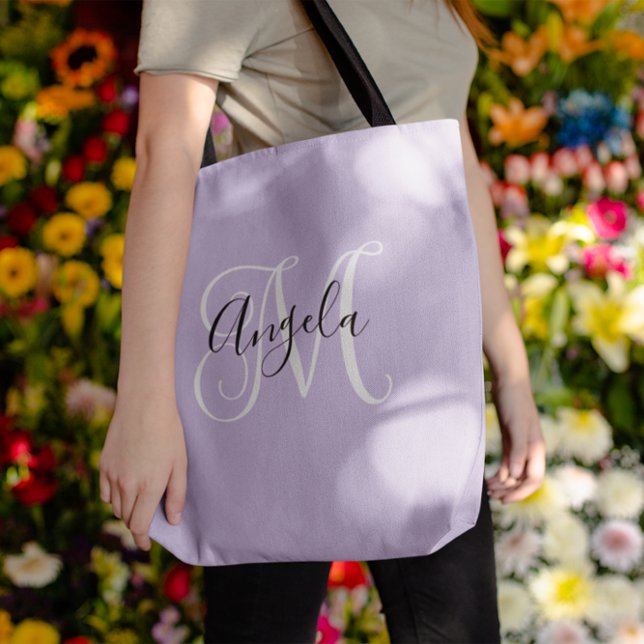 Bolso De Tela Elegante guión Monograma Lavanda pálida (Pale Lavender Elegant Script Monogram Tote Bag)