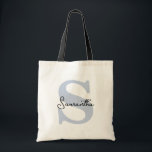 Bolso De Tela Elegante Moderno Monograma Azul Personalizado Inic<br><div class="desc">Echa un vistazo a estas perfectas bolsas tote para tu grupo de damas de honor, invitadas a la despedida de soltera, cumpleaños o regalos para las invitadas a la boda. Una bolsa tote personalizada moderna y elegante es chic y sofisticada para complementar tu boda o cualquier ocasión especial. Pueden ser...</div>