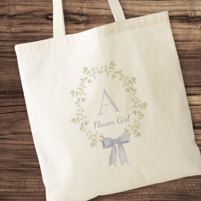 Bolso De Tela Elegante Personalizada Prima Cute Bow Flower Girl (Cute flower girl tote bag with her initial and a dusty blue bow)