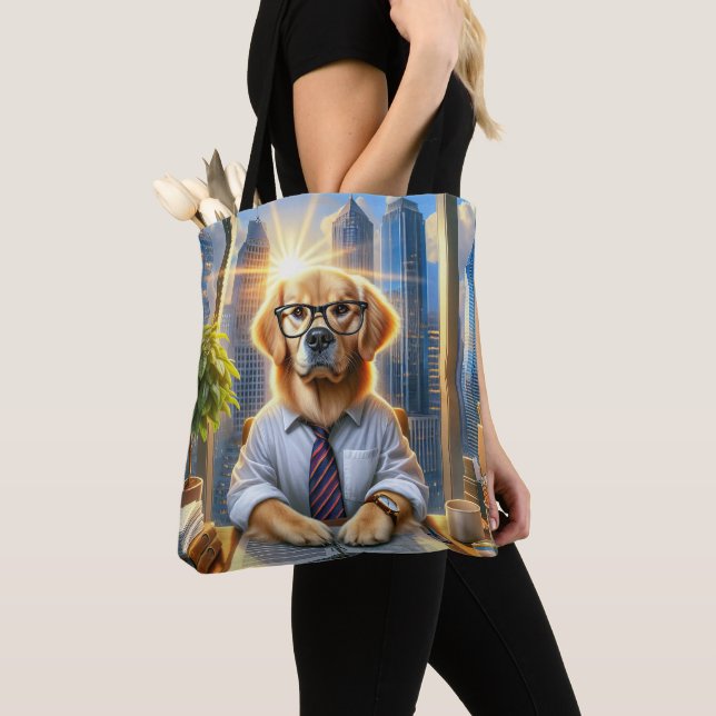 Bolso De Tela Empresario De Golden Retriever En Office (Detalle)
