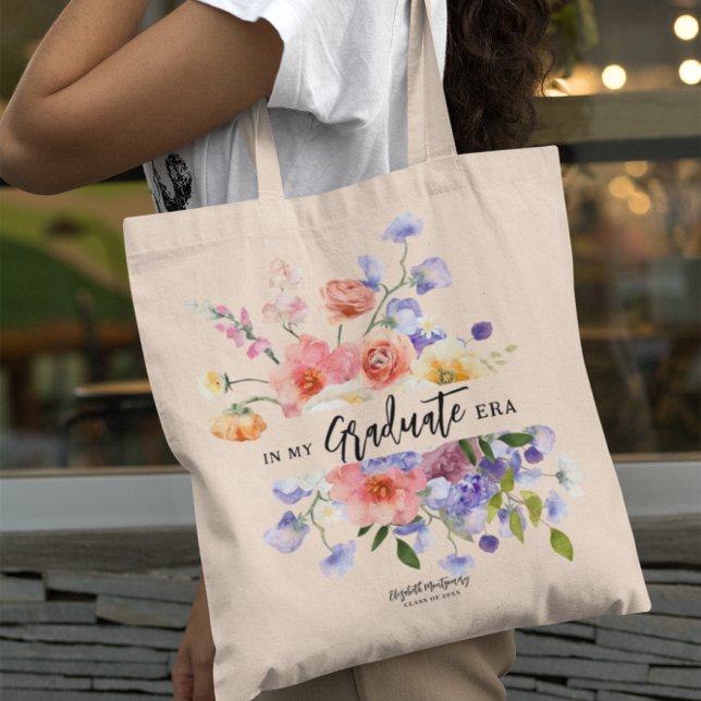Bolso De Tela En mi época de graduados | Monograma floral (Subido por el creador)