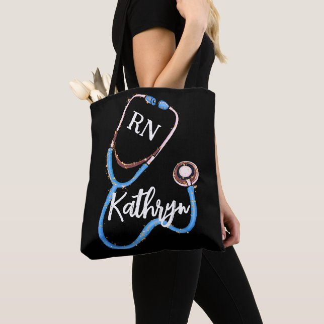 Bolso De Tela Enfermera RN Blue Pink Stethoscope Negro Minimalis (Detalle)