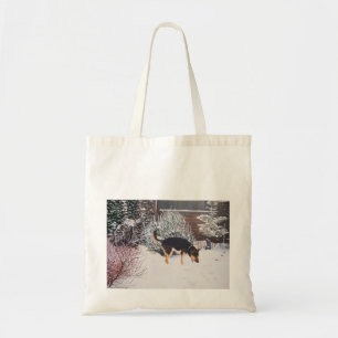 Bolso De Tela Escena de nieve de invierno con perro negro lindo