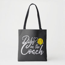 Esposa del Entrenador de Softball Tiene Preferenci