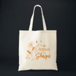 Bolso De Tela Esta dama de honor es una chica del espectáculo pa<br><div class="desc">¡Sube el glamour y prepárate para una noche inolvidable al estilo verdadero de Las Vegas! Esta divertida y personalizada bolsa de mano ilustrada para damas de honor presenta un audaz esquema de color naranja, que combina el encanto retro de las chicas del espectáculo con garabatos caprichosos inspirados en los casinos...</div>
