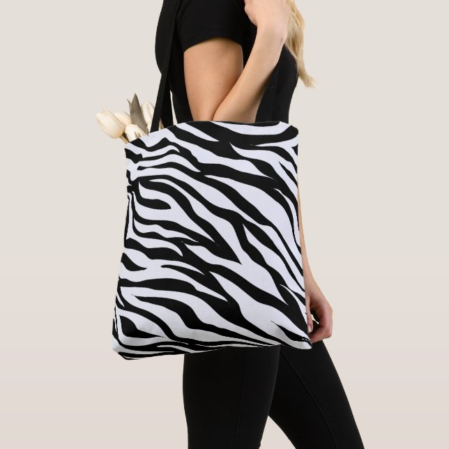 Bolso De Tela Estampado de cebra en blanco y negro  (Detalle)