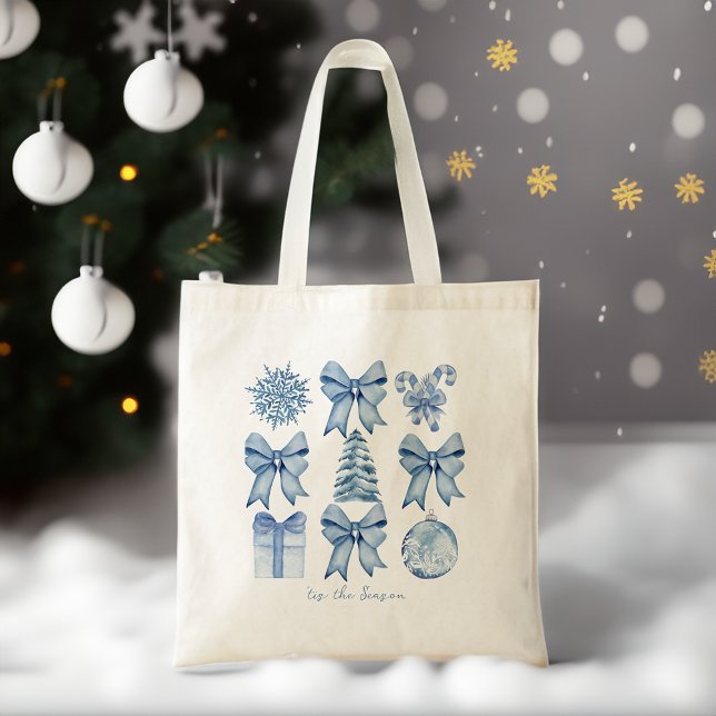 Bolso De Tela Este es el regalo de los Navidades de coqueta de t (Tis the season coquette bow Christmas Tote Bag gifts for her dusty blue bow winter collage tote bag)