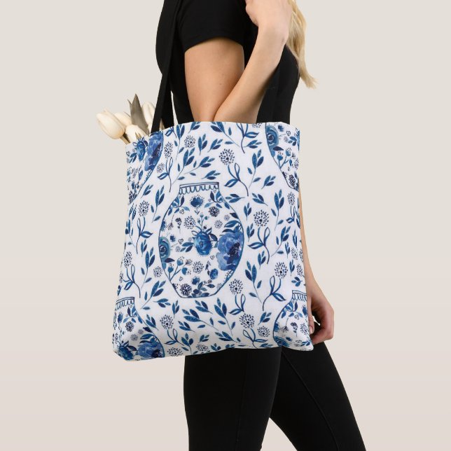Bolso De Tela Estilo floral Chinoiserie azul pintado a mano (Detalle)