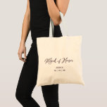 Bolso De Tela Estilo pintado a mano | Empleada de Tote de honor<br><div class="desc">Letra de estilo pintado a mano para la palabra "doncella de honor". El diseño complementa la colección floral de acuarelas. Para una mayor personalización, haga clic en el botón "Personalizar" y utilice nuestra herramienta de diseño para modificar esta plantilla. Los estilos de texto y los colores pueden cambiar. Si prefiere...</div>