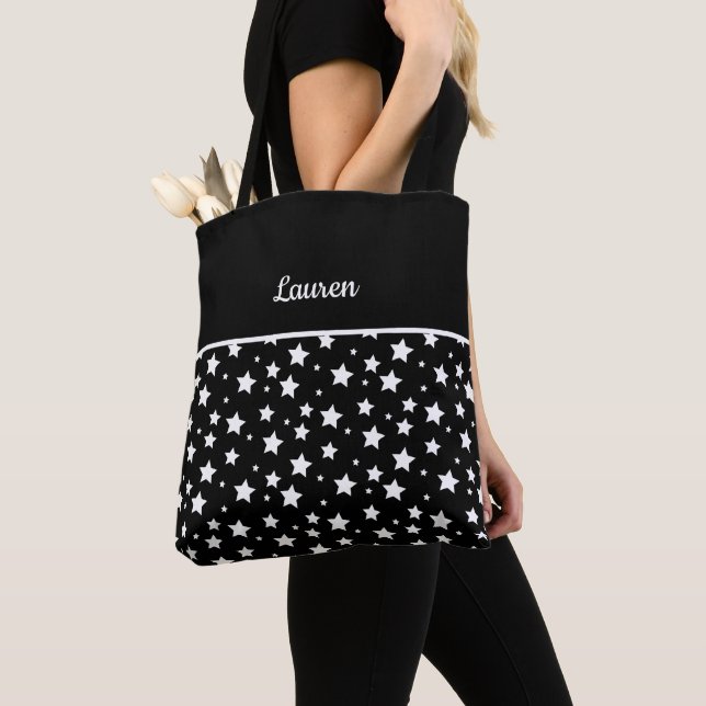 Bolso De Tela Estrellas blancas con nombre negro y personalizado (Detalle)