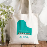 Bolso De Tela Estudio musical de piano, estudiante promocional d<br><div class="desc">Promociona tu negocio de piano o música con esta bolsa de tocador de piano de cola. Utilícelos como regalo personalizado para los estudiantes, que pueden llevar partitura de hojas a las clases en estas grandes bolsas de tote. Se pueden personalizar con el nombre de su estudio y la información de...</div>