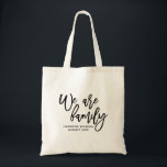 Bolso De Tela Familia Reunión Picnic BBQ Cambiar el color del gu<br><div class="desc">Puede ser totalmente personalizado para satisfacer sus necesidades. Cambia el color de todo el texto para que se ajuste a tus preferencias. © Gorjo Designs. Hecho para ti a través de la plataforma Zazzle. // ¿Necesita ayuda para personalizar su diseño? ¿Tienes otras ideas? No dude en ponerse en contacto conmigo...</div>