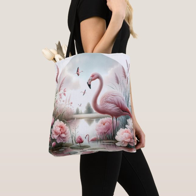 Bolso De Tela Flamingo en la escena floral de Pastel Pond (Detalle)