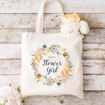 Bolso De Tela Flor Floral Wreath Monogramada Niña<br><div class="desc">La fiesta nupcial personalizada con las bolsas personalizadas con el nombre de su chica de flor u otro texto personalizado. Este elegante diseño femenino tiene una corona floral acuarela con polvorientas flores grises azules y amarillas turquesas. Utilice las herramientas de diseño para personalizar cada monograma, elija cualquier color de fondo,...</div>