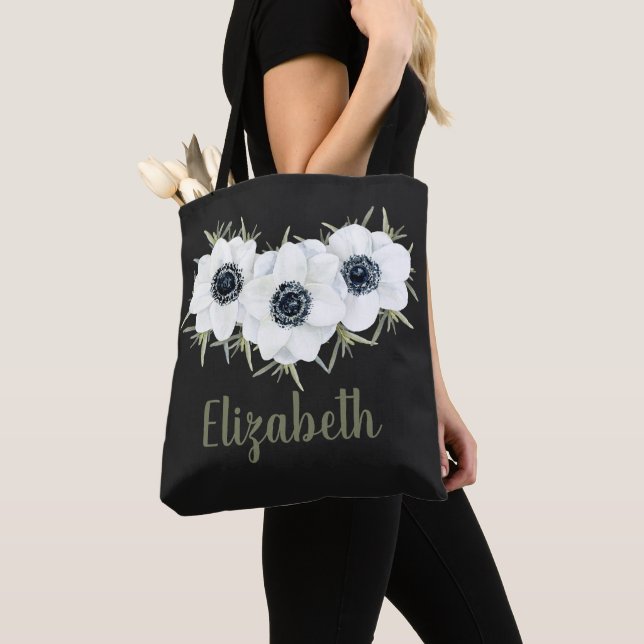 Bolso De Tela Floral blanca y negra con nombre (Detalle)