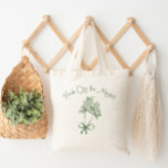 Bolso De Tela Fresh Off the Market Whimsical Sage green Bouquet<br><div class="desc">Fresh Off the Market Whimsical Sage green Bouquet Tote Bag Artículos de juego disponibles.</div>