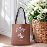 Bolso De Tela Futuro Sra. Terracotta Bride Brown White<br><div class="desc">Bolsa de la novia con el futuro del texto Sra. Terracotta/Naranja quemada/Blanco marrón. Consulte nuestra colección de tiendas para ver los elementos coincidentes.</div>