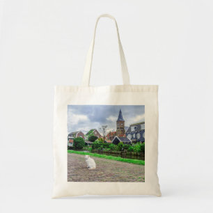 Bolso De Tela Gato en el pueblo pesquero tradicional